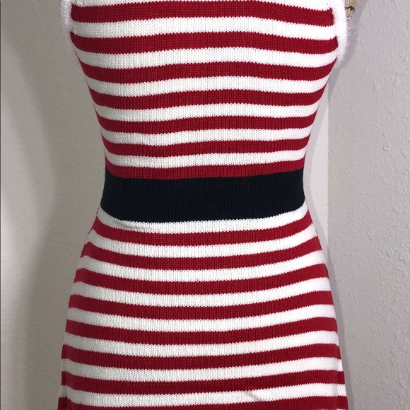 Christmas Dress - Picture 4 of 10